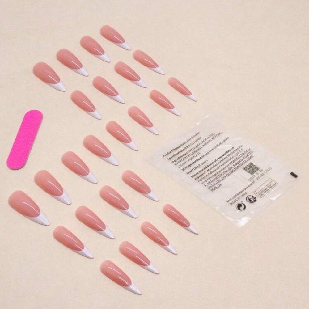 24pc Press On Nail Set from the Nail Bar 💅 - Picture 3 of 4